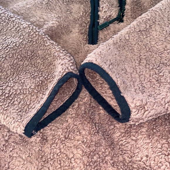 PINK VICTORIA’S SECRET MAUVE SHERPA PULLOVER - Picture 9 of 16